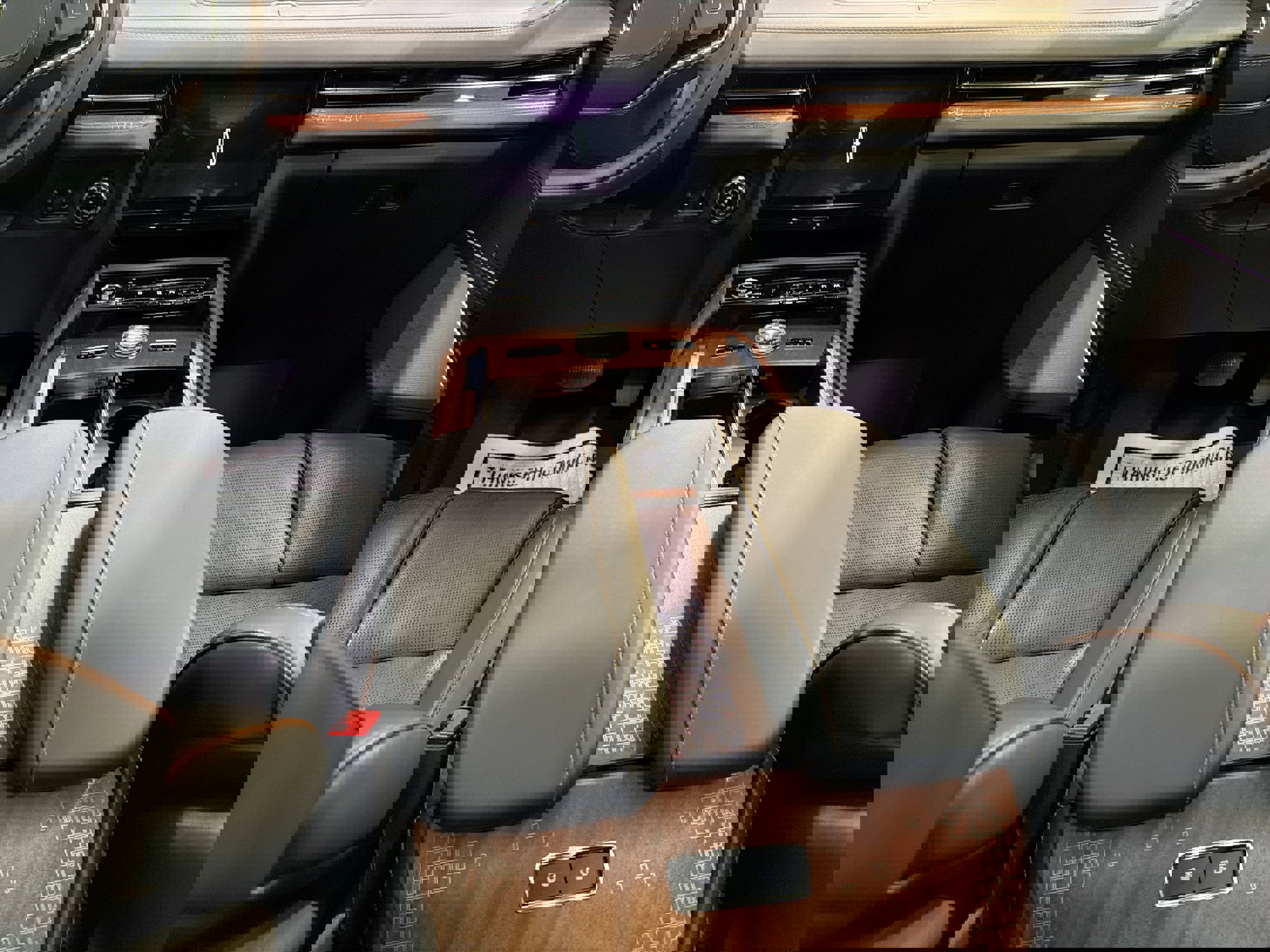 Used 2025 Lincoln Navigator Black Label image 22