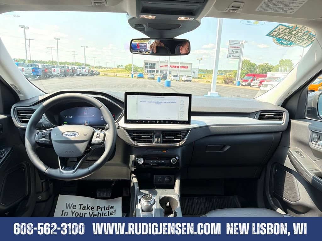 Used 2023 Ford Escape Platinum AWD/4WD image 12