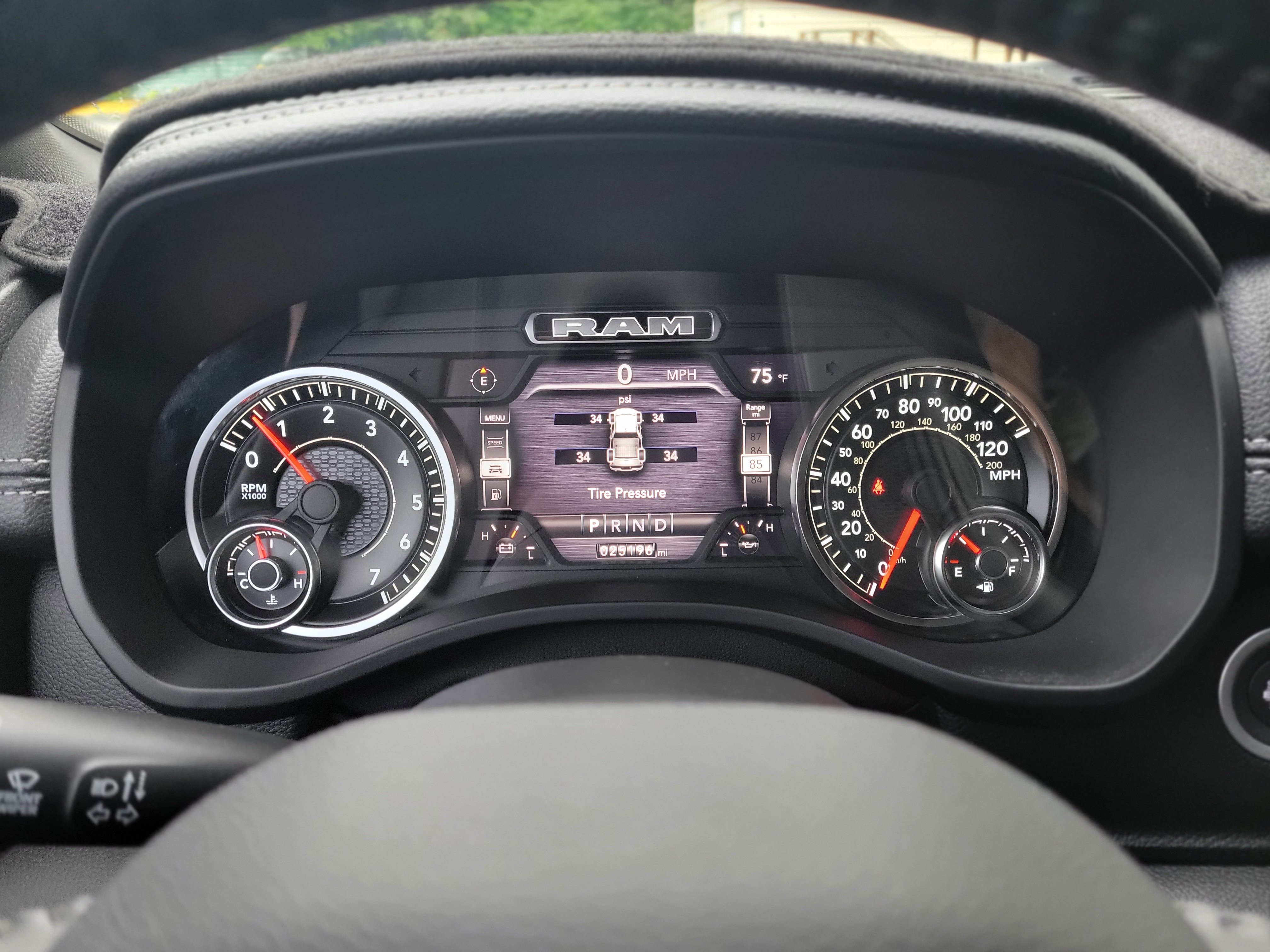 Used 2022 RAM 1500 Laramie w/ Sport Appearance Package AWD/4WD image 21