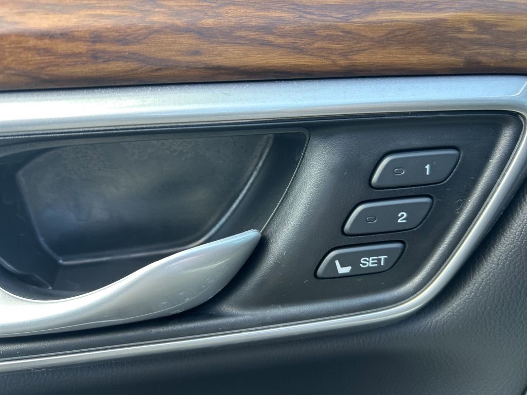 Used 2019 Honda CR-V EX-L image 16