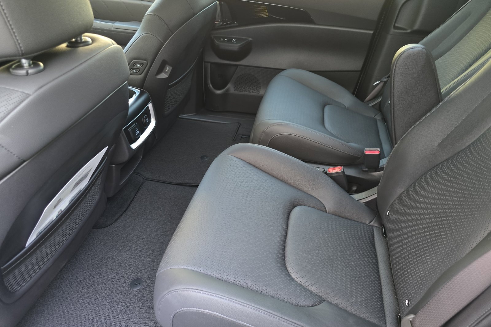 New 2026 Kia Carnival SX Prestige image 8