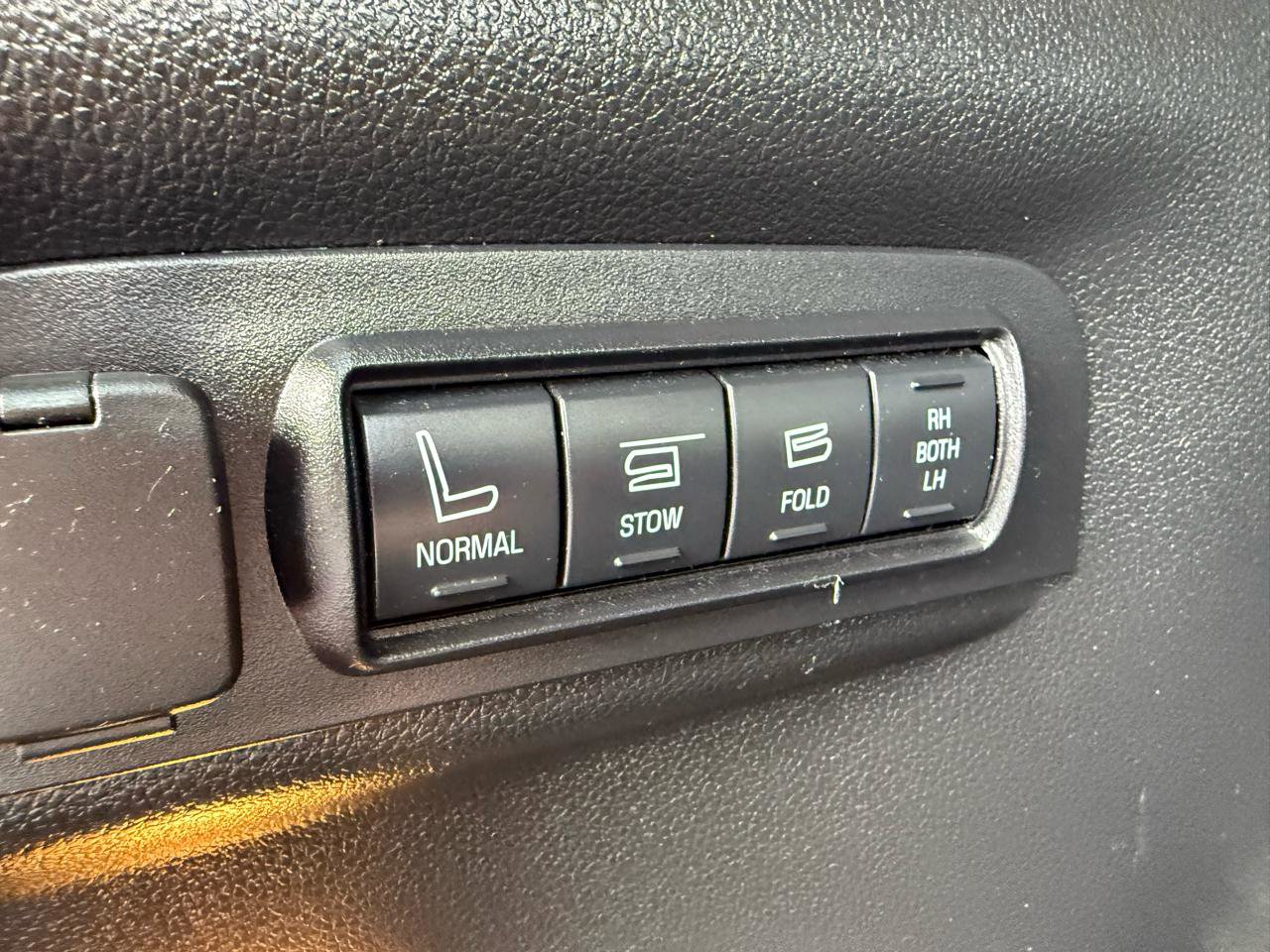 Used 2016 Ford Explorer Sport w/ Equipment Group 401A image 17