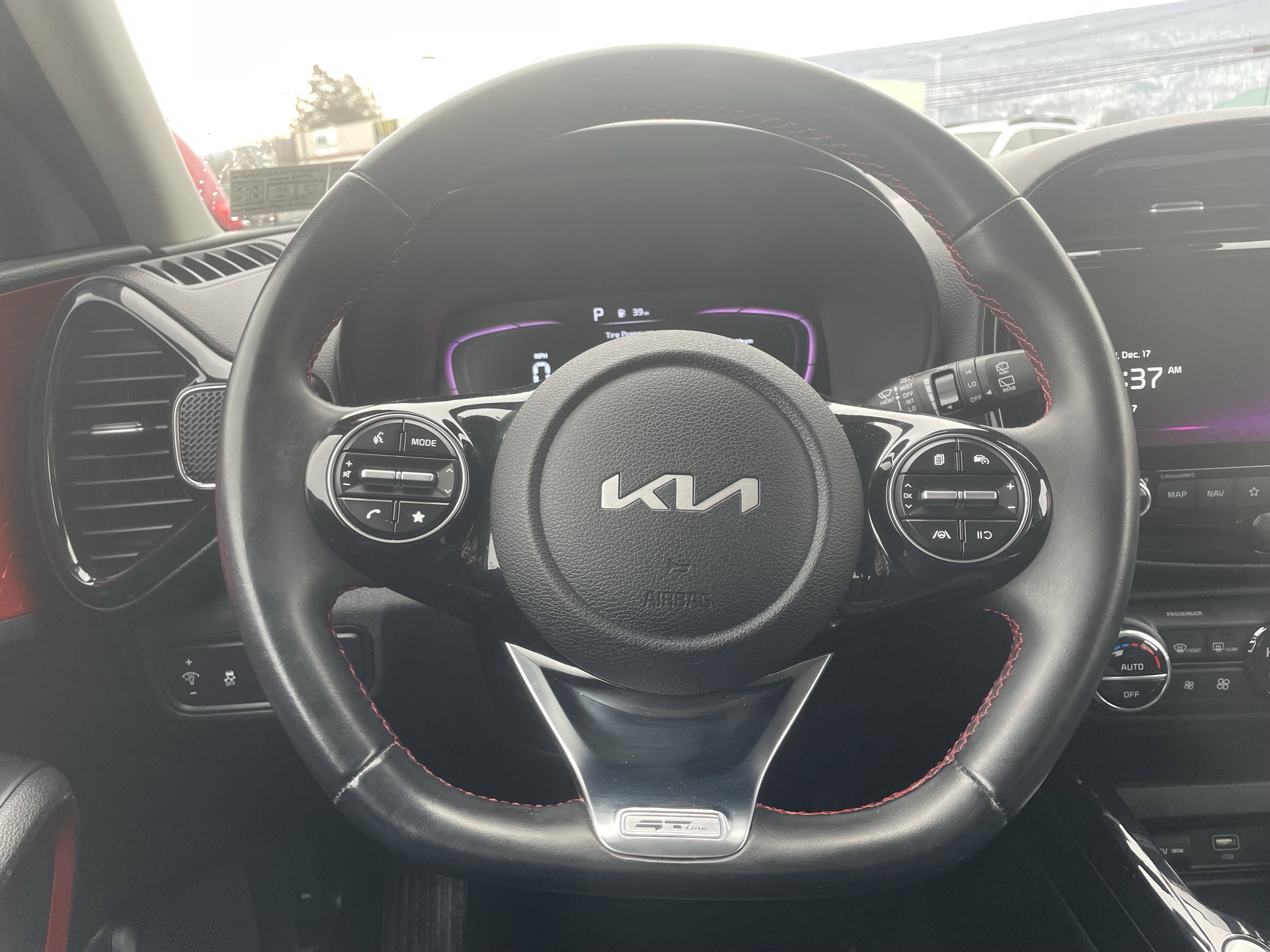 Certified 2023 Kia Soul GT-Line image 17