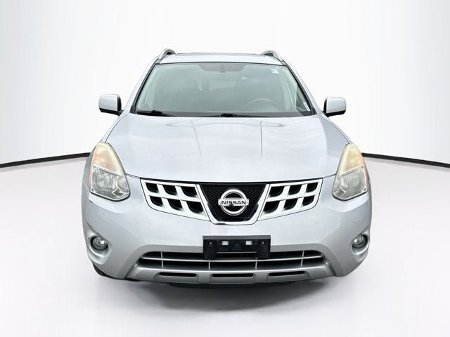 Used 2013 Nissan Rogue SL AWD/4WD image 2