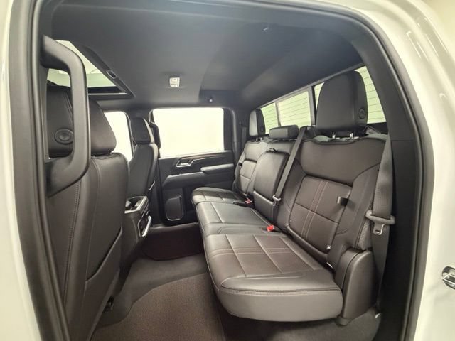 Certified 2024 Chevrolet Silverado 2500 High Country w/ High Country Premium Package AWD/4WD image 23