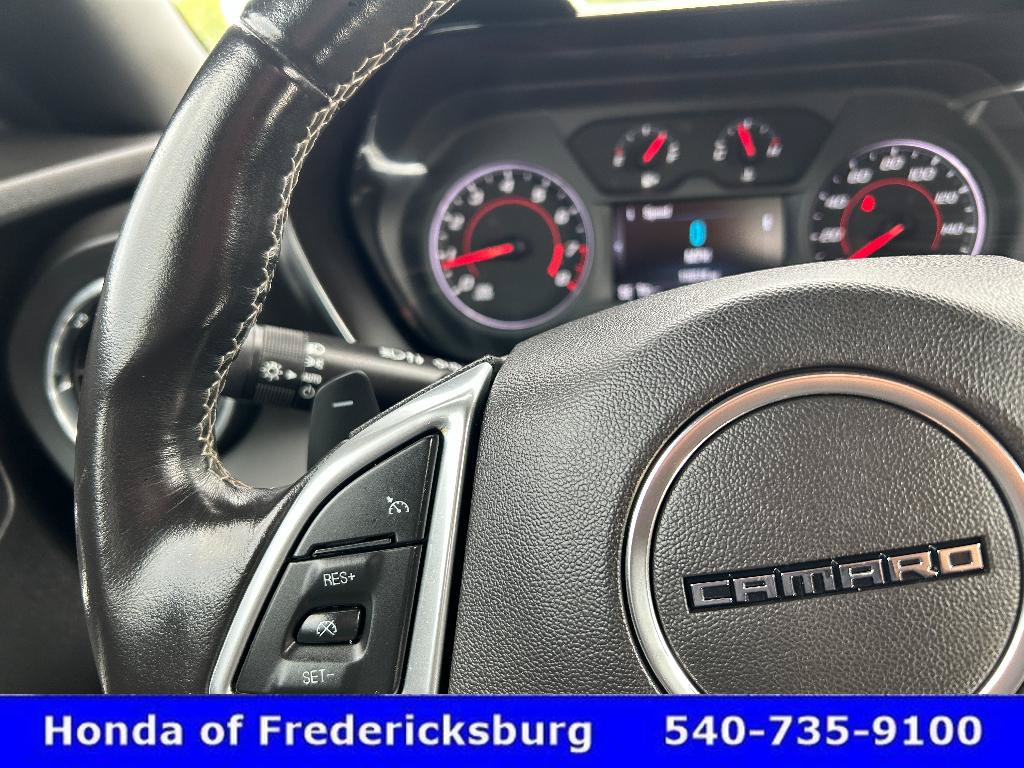 Used 2017 Chevrolet Camaro LT RWD image 13