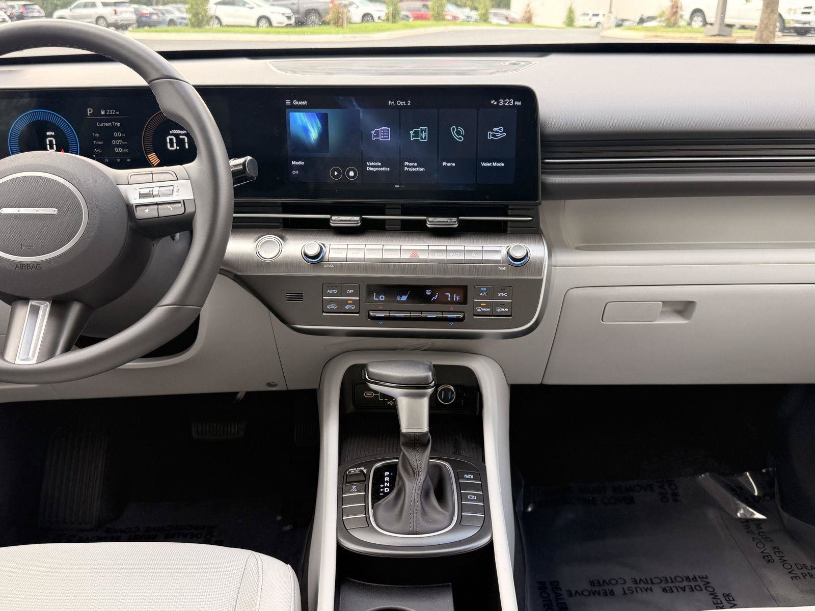 Used 2024 Hyundai Kona SEL AWD/4WD image 25
