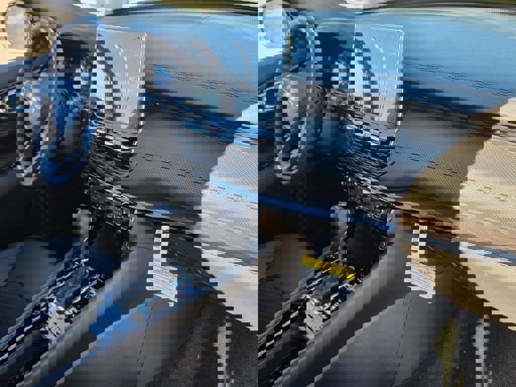 New 2026 Jeep Compass Latitude image 13