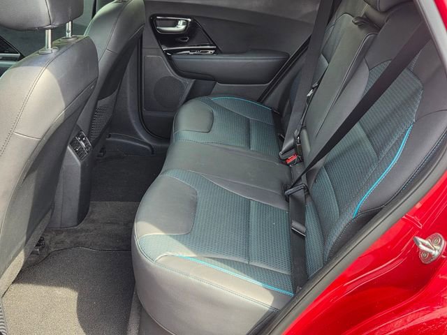 Used 2022 Kia Niro EX Premium w/ Cold Weather Package FWD image 11