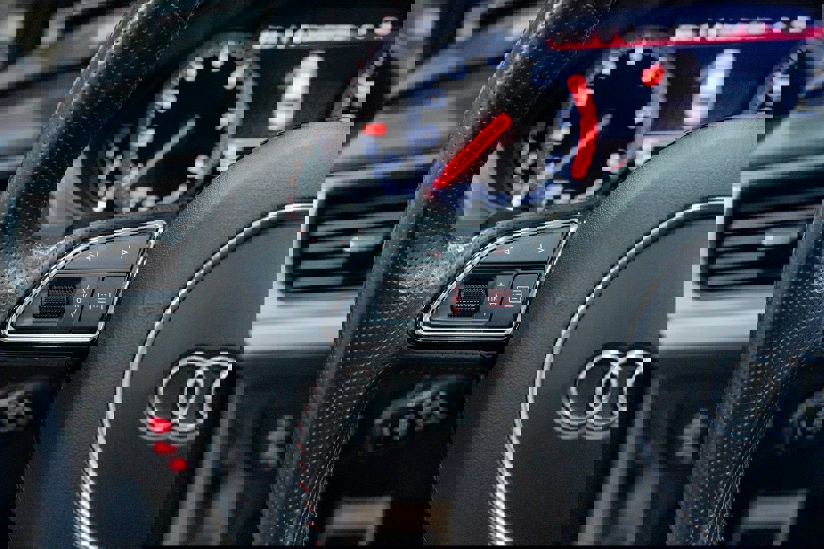 Used 2017 Audi A6 3.0T Competition Prestige w/ Driver Assistance Package image 28