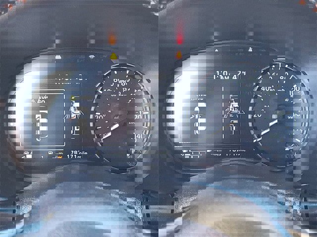 Used 2024 Nissan Kicks SR w/ SR Premium Package image 10