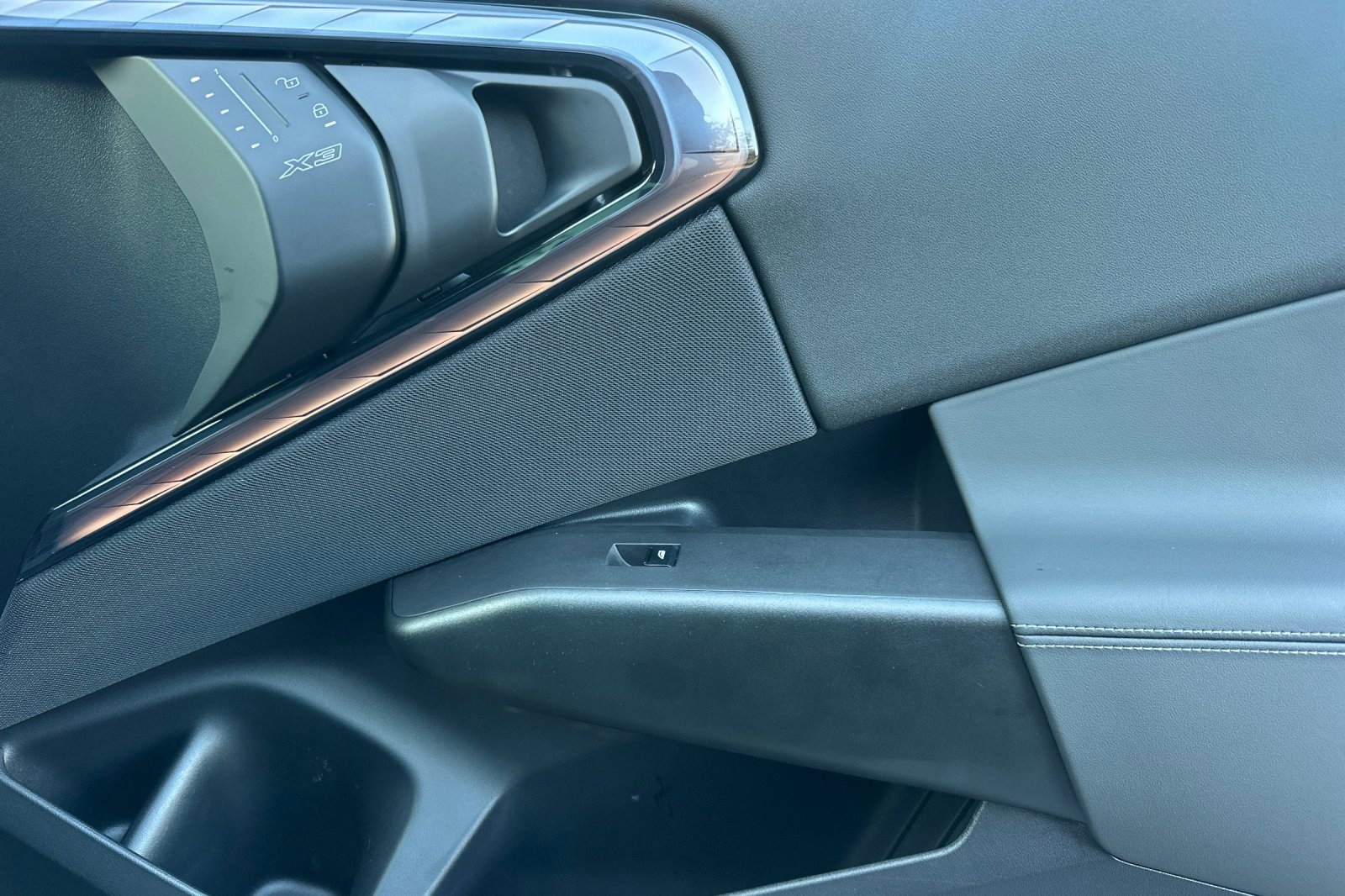 Used 2025 BMW X3 xDrive30i w/ Premium Package image 22