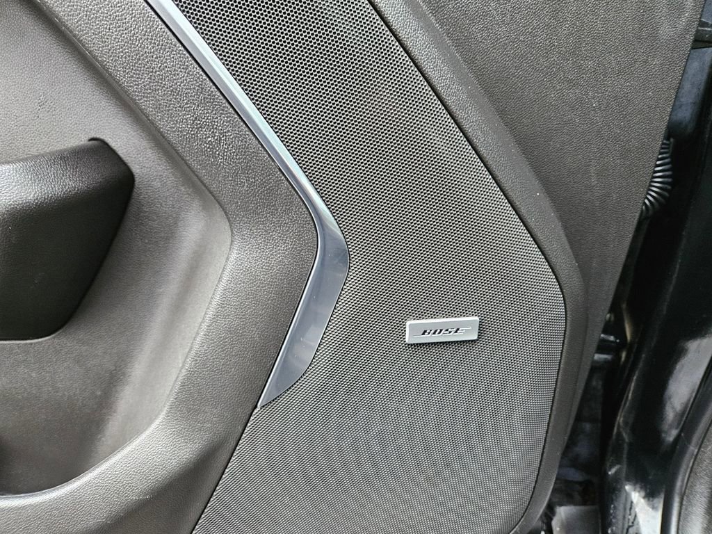 Used 2023 GMC Yukon SLT w/ SLT Premium Package image 20