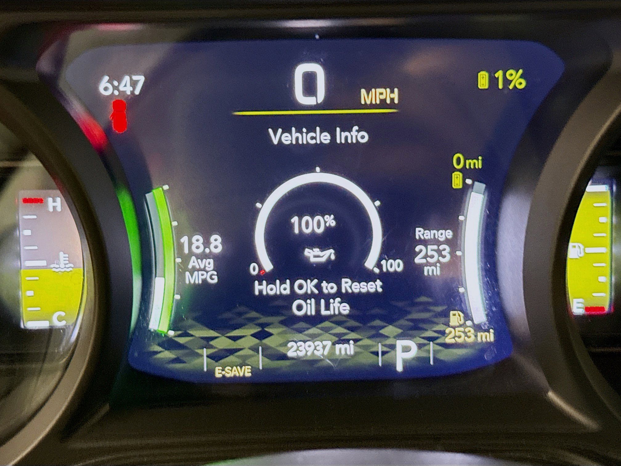 Used 2024 Jeep Wrangler Unlimited Sahara w/ Technology Group image 13