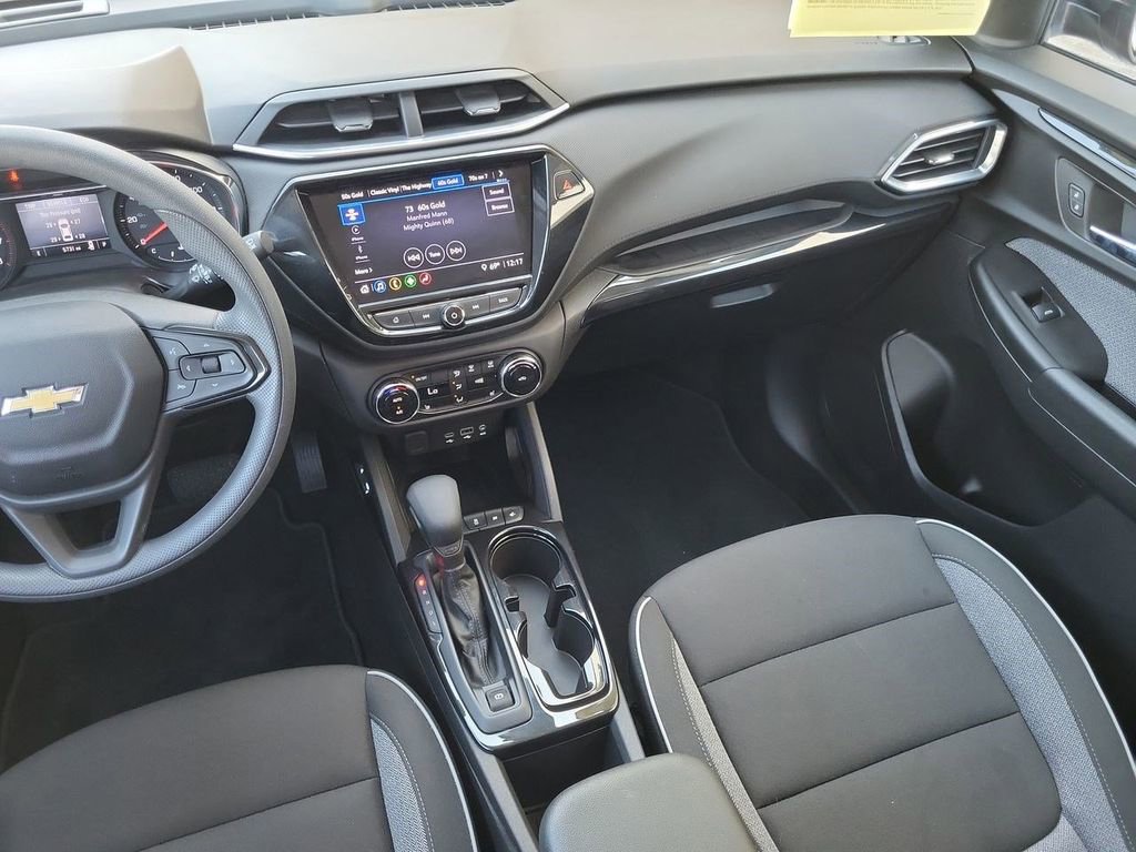 Used 2023 Chevrolet TrailBlazer LT w/ Convenience Package AWD/4WD image 7