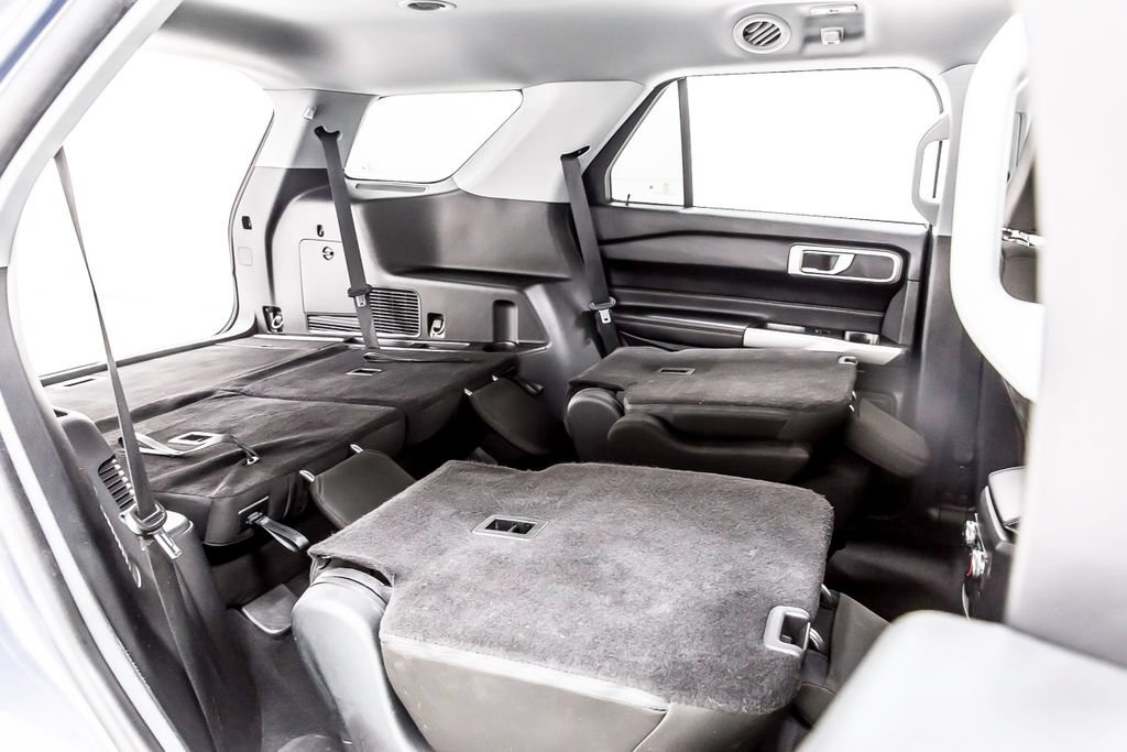 Used 2021 Ford Explorer XLT AWD/4WD image 37