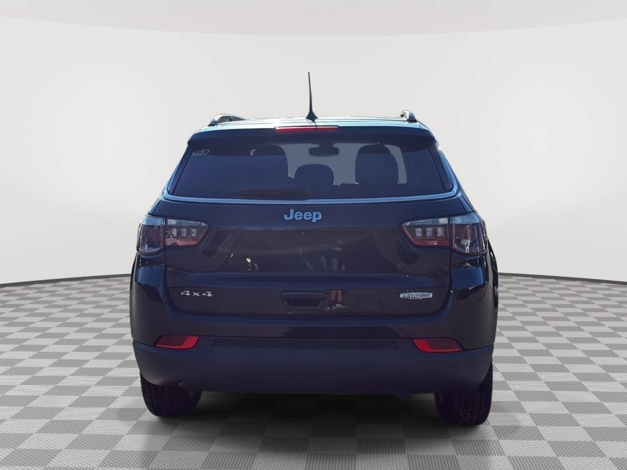 Used 2020 Jeep Compass Latitude w/ Popular Equipment Group AWD/4WD image 6