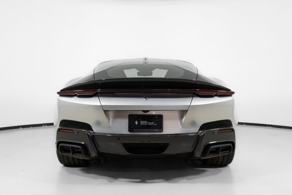 Used 2025 Ferrari 12Cilindri image 6