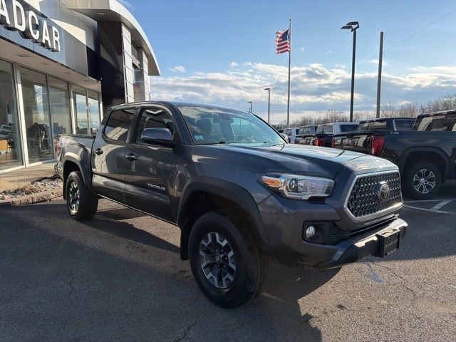 Used 2019 Toyota Tacoma TRD Off-Road w/ Technology Package image 7