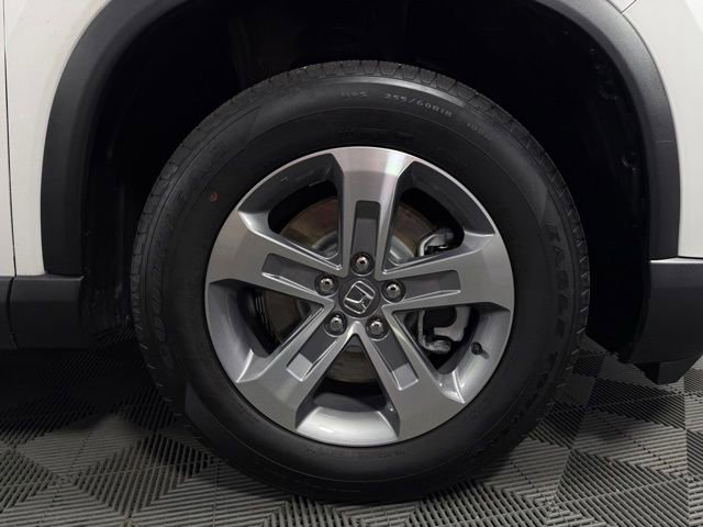 Used 2025 Honda Pilot EX-L image 11