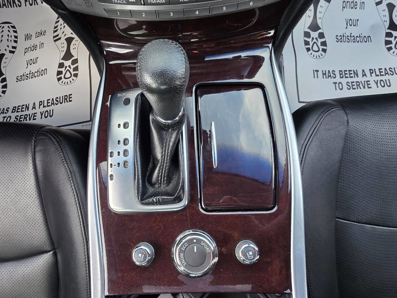 Used 2011 INFINITI M37 w/ Premium Pkg image 21