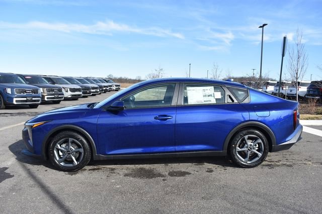 New 2026 Kia K4 LXS image 7