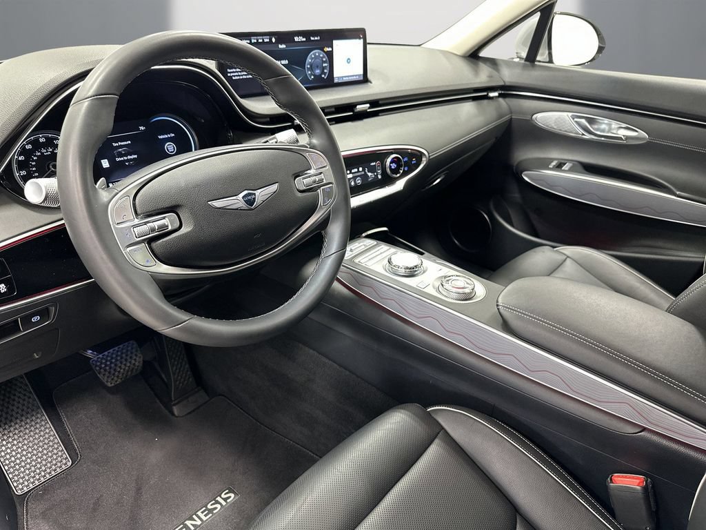 Certified 2024 Genesis GV70 2.5T w/ Advanced Package AWD/4WD image 14
