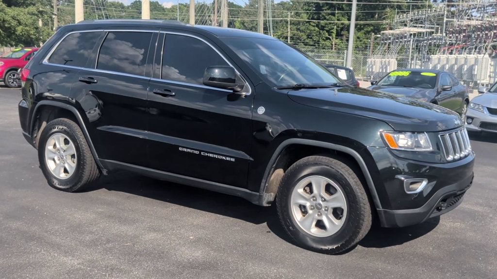 Used 2015 Jeep Grand Cherokee Laredo w/ Quick Order Package 23E AWD/4WD image 2