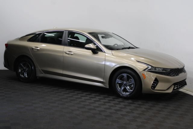 Used 2021 Kia K5 LXS FWD image 3