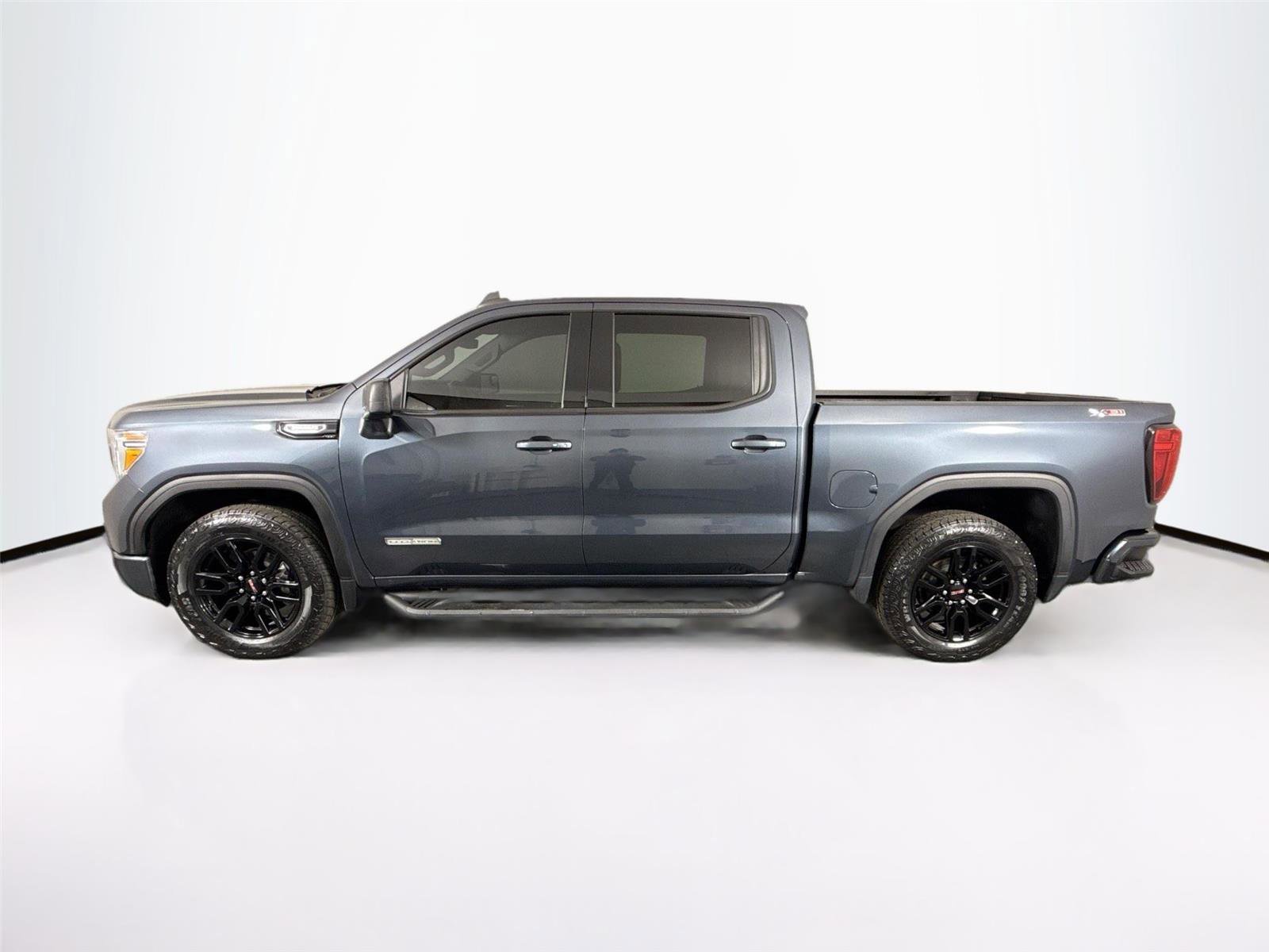 Used 2022 GMC Sierra 1500 Elevation image 9