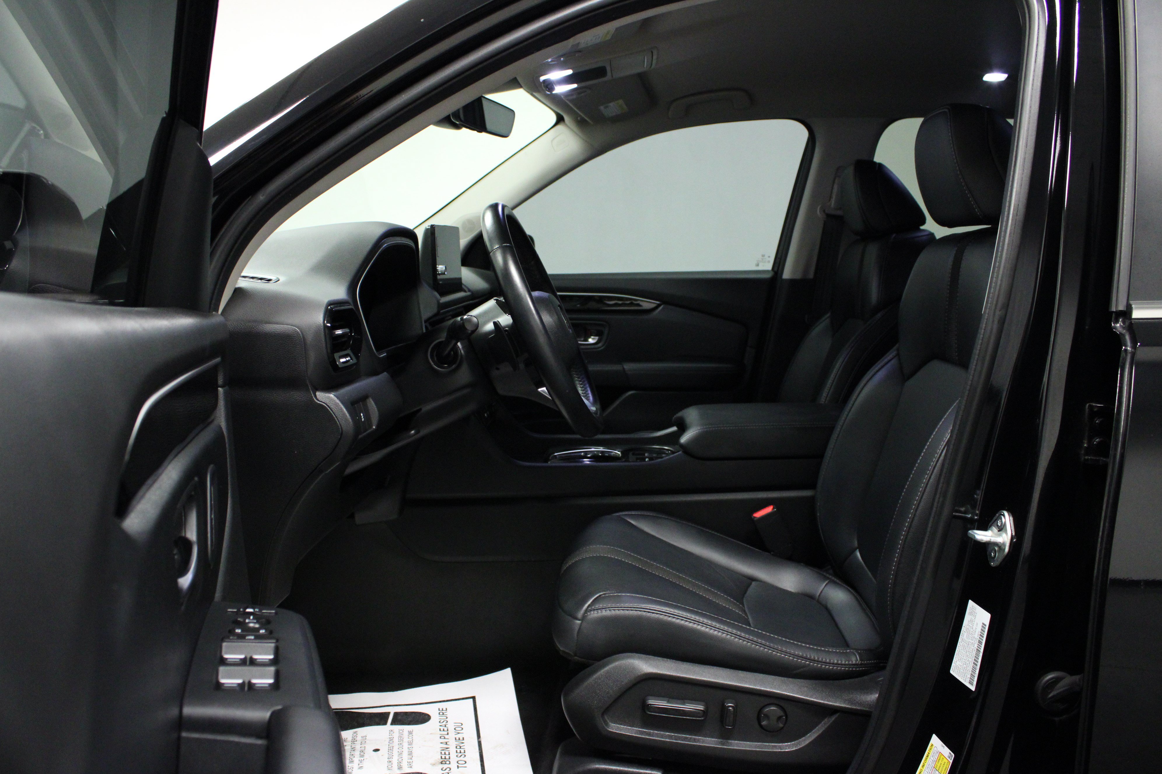 Used 2023 Honda Pilot EX-L image 12