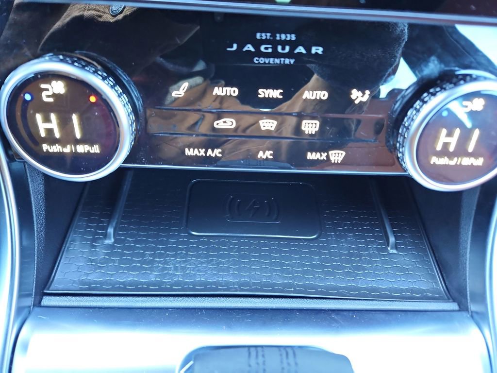 Used 2023 Jaguar XF R-Dynamic SE image 20