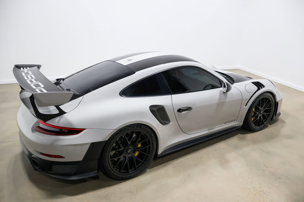 Used 2018 Porsche 911 GT2 RS w/ Weissach Package RWD image 61