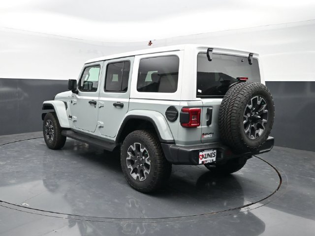 New 2026 Jeep Wrangler Unlimited Sahara w/ Whitecap Package AWD/4WD image 7