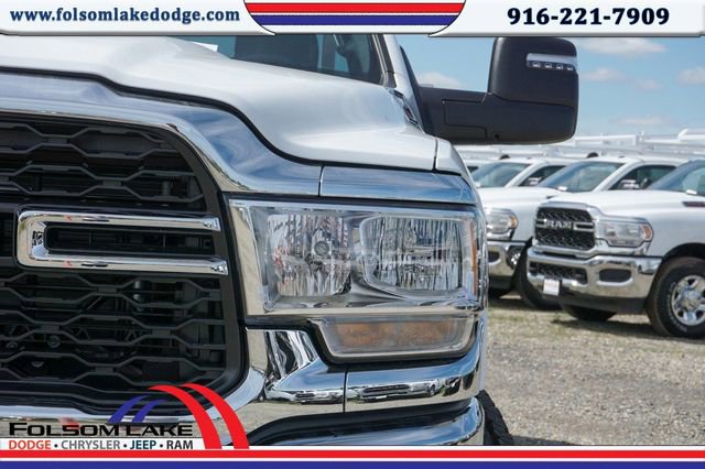 New 2024 RAM 2500 Tradesman w/ Chrome Appearance Group image 3