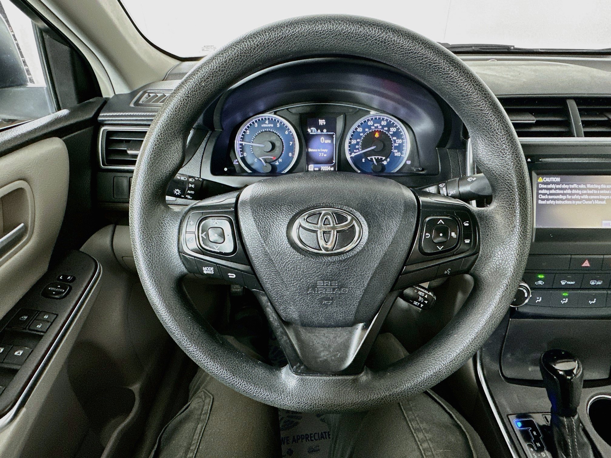 Used 2016 Toyota Camry LE FWD image 11