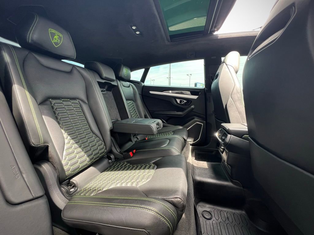 Used 2022 Lamborghini Urus image 34