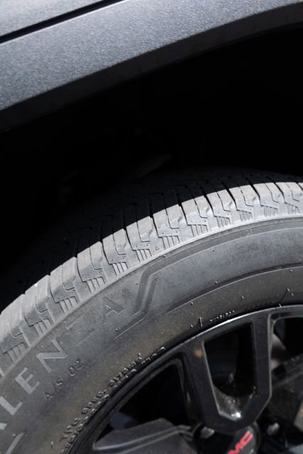 Used 2024 GMC Sierra 1500 Elevation image 31