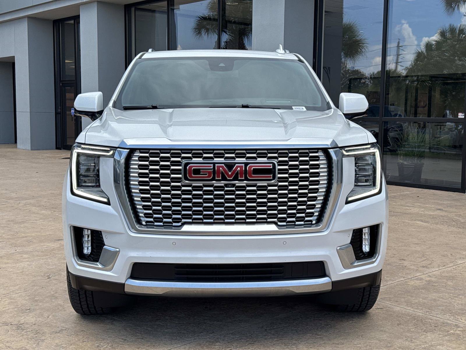 Used 2023 GMC Yukon XL Denali w/ Max Trailering Package AWD/4WD image 8