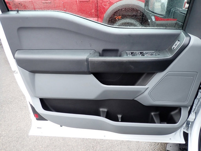 New 2026 Ford F550 4x4 Supercab Super Duty image 15