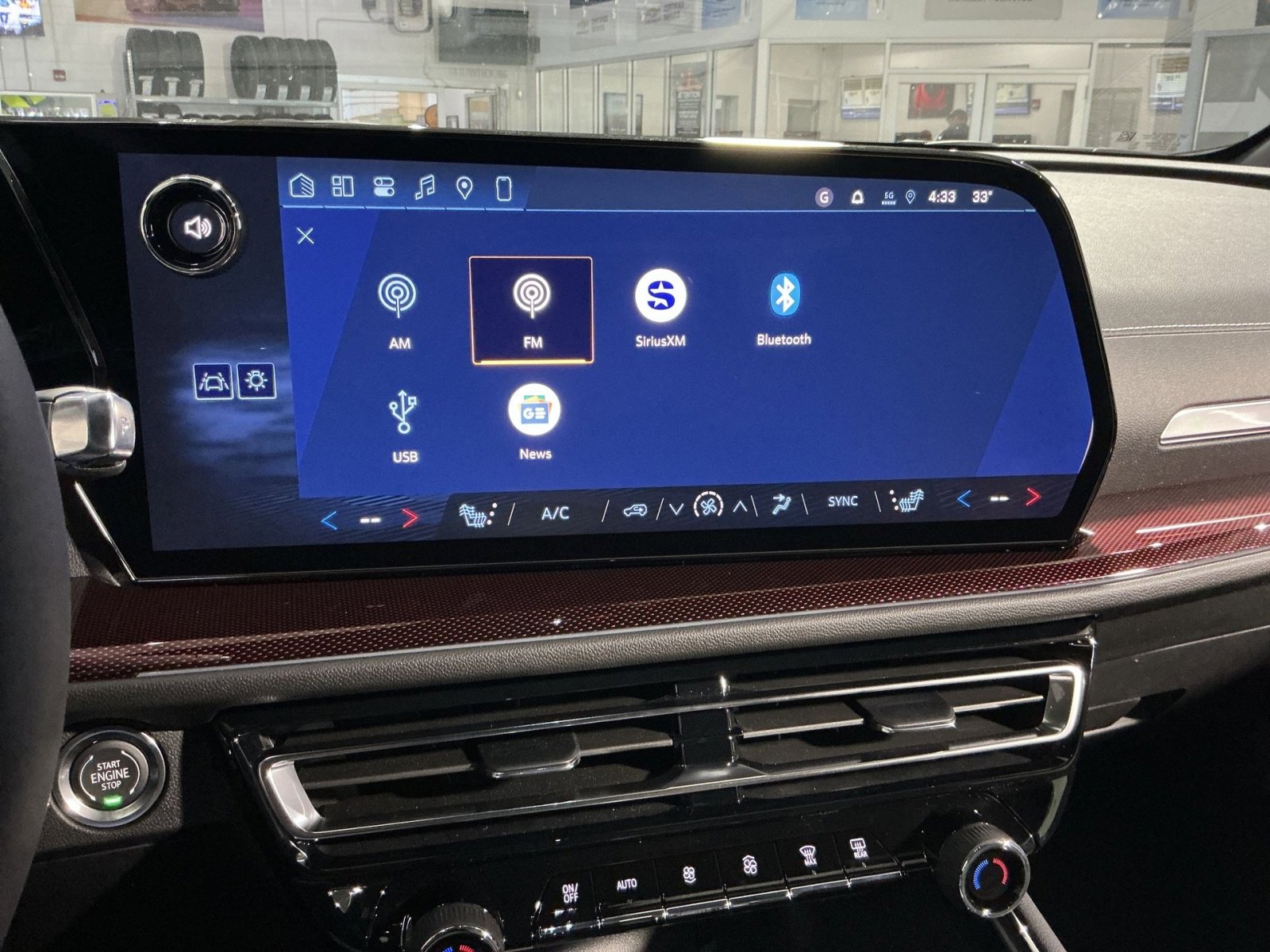 New 2026 Chevrolet Traverse Z71 w/ Enhanced Driving Package image 26