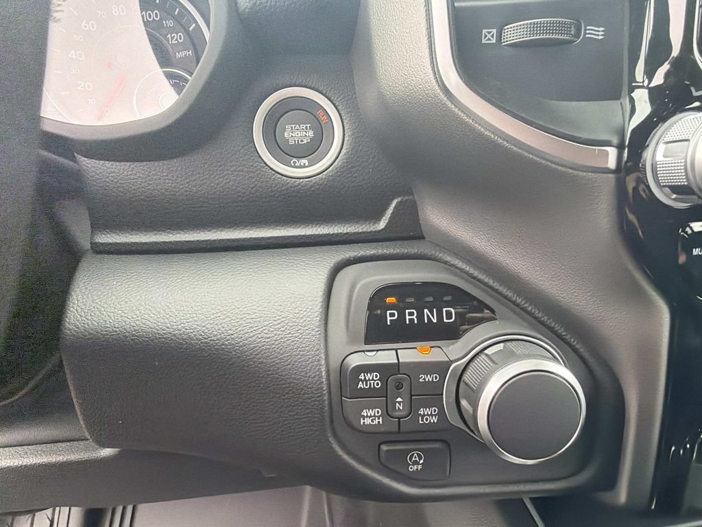 New 2026 RAM 1500 Big Horn AWD/4WD image 11