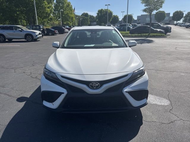 Used 2021 Toyota Camry SE FWD image 10