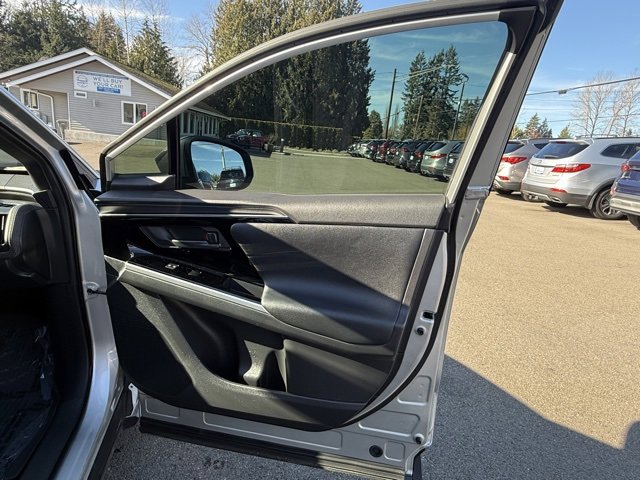 Used 2023 Toyota bZ4X FWD image 27