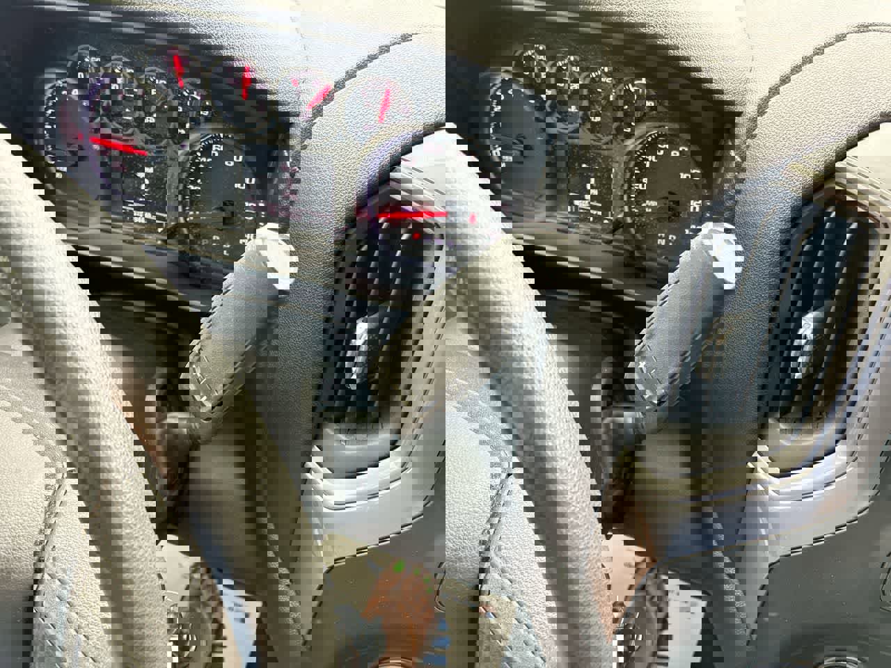 Used 2021 Chevrolet Silverado 2500 Custom w/ Custom Value Package image 15