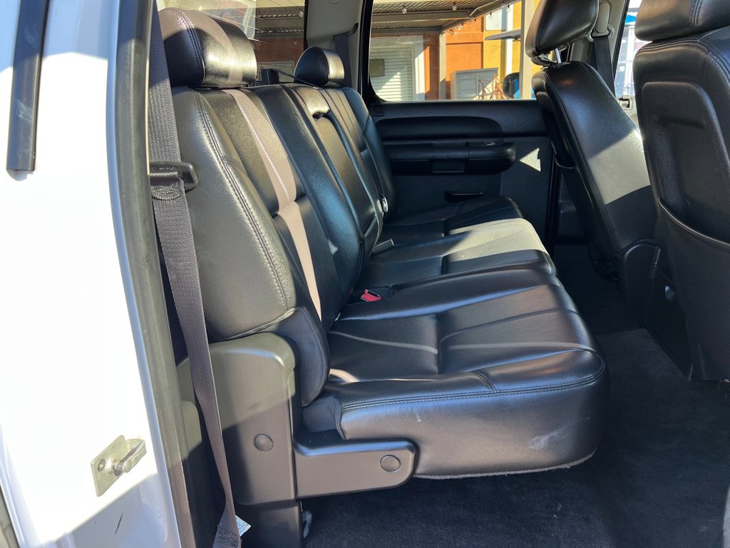 Used 2013 Chevrolet Silverado 3500 LT w/ Convenience Package AWD/4WD image 33
