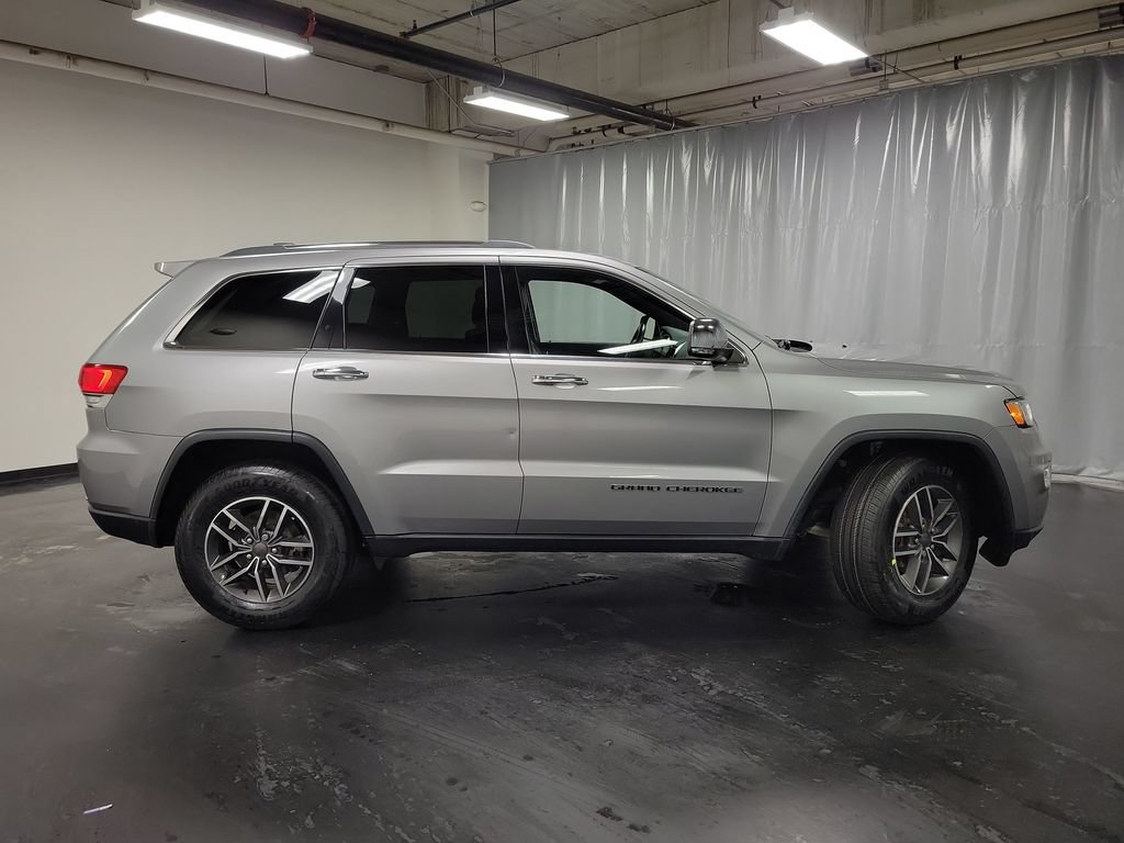 Used 2019 Jeep Grand Cherokee Limited AWD/4WD image 10