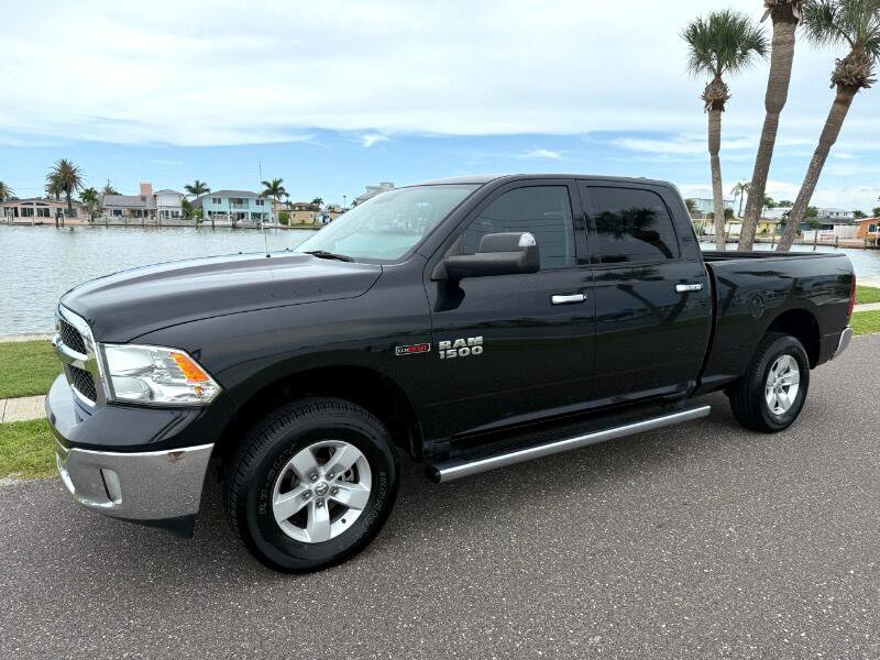Used 2018 RAM 1500 Classic SLT image 4