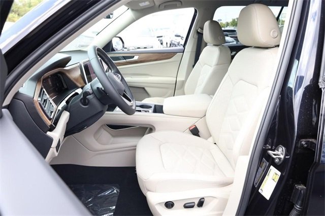 New 2026 Volkswagen Atlas SE image 10