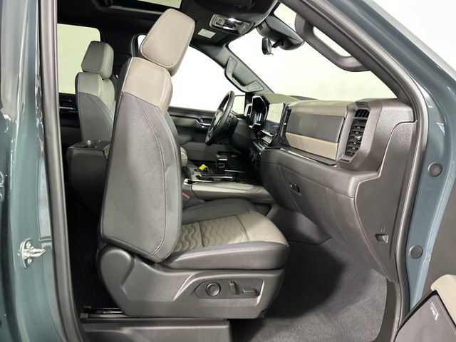 Used 2026 Chevrolet Silverado 1500 ZR2 AWD/4WD image 32